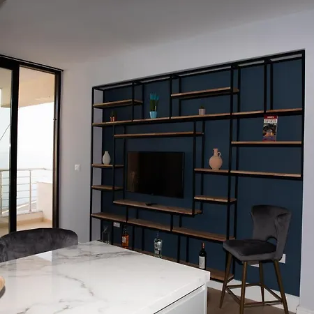 Martini Apartment *